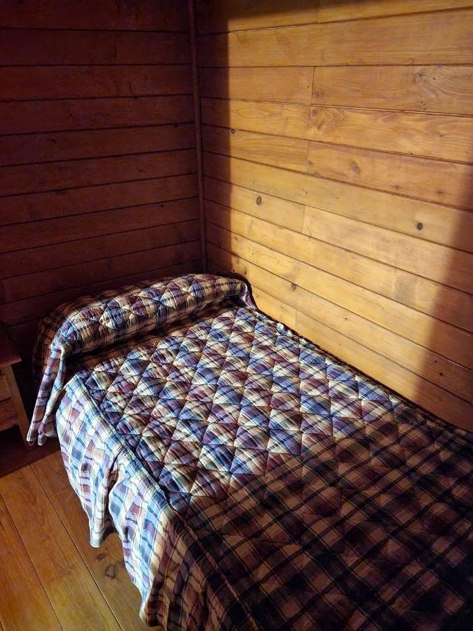 Camping Fuente De Piedra Ngoại thất bức ảnh