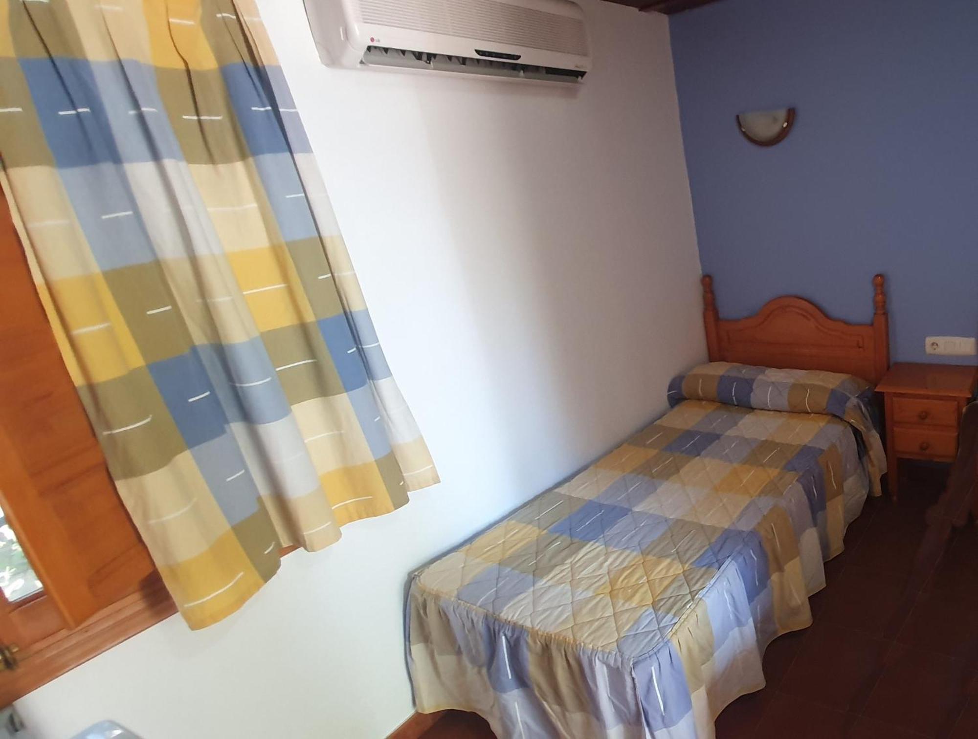 Camping Fuente De Piedra Ngoại thất bức ảnh